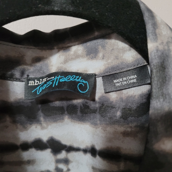 Long-sleeved blouse - Picture 2 of 4